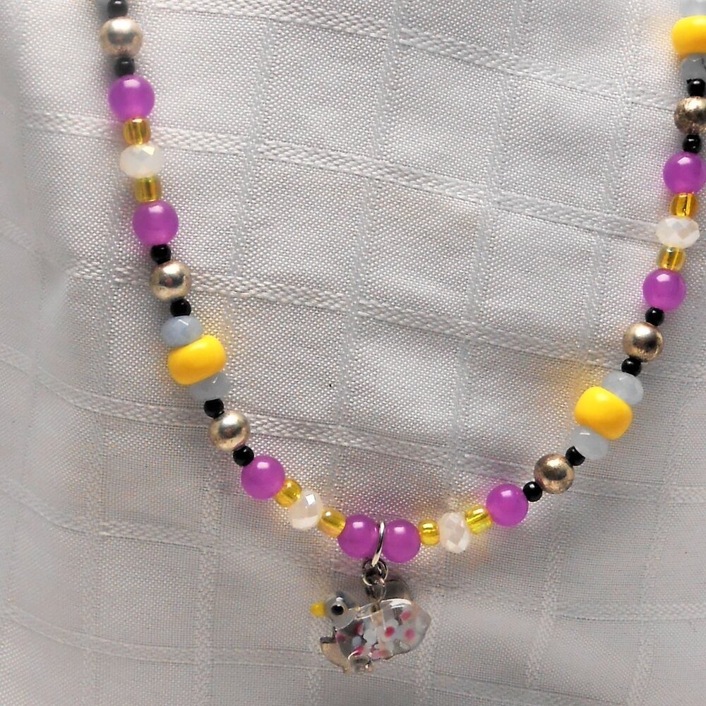No 1093 Beautiful handmade set: asymmetrical necklace and earrings